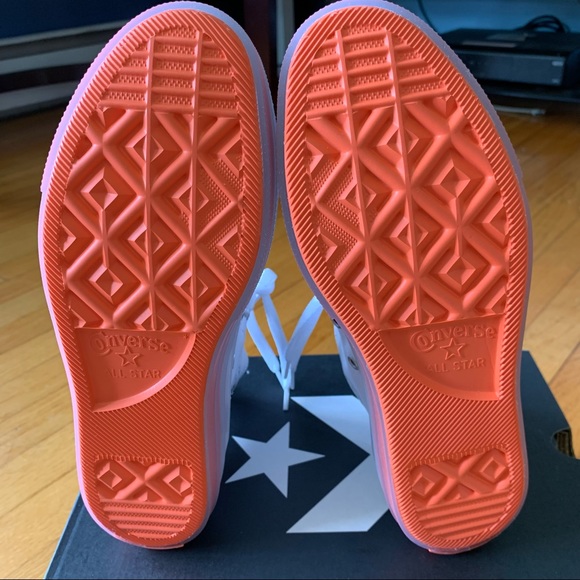 NWT Converse High Top Sneakers - Picture 7 of 9